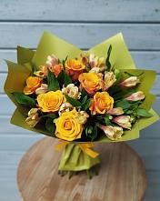 Букет цветов из:  Альстромерии и Розы в Кысыл-Сыре