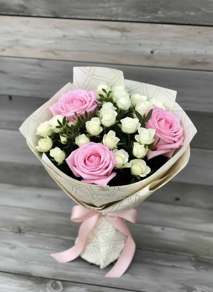 Букет цветов из: Розы в Кысыл-Сыре