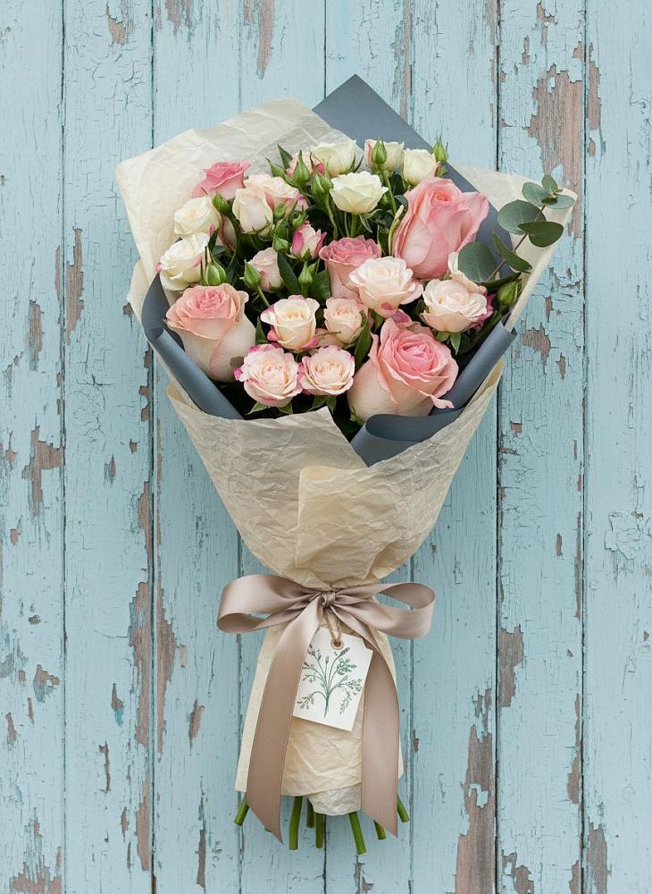 Букет цветов из: Розы в Кысыл-Сыре