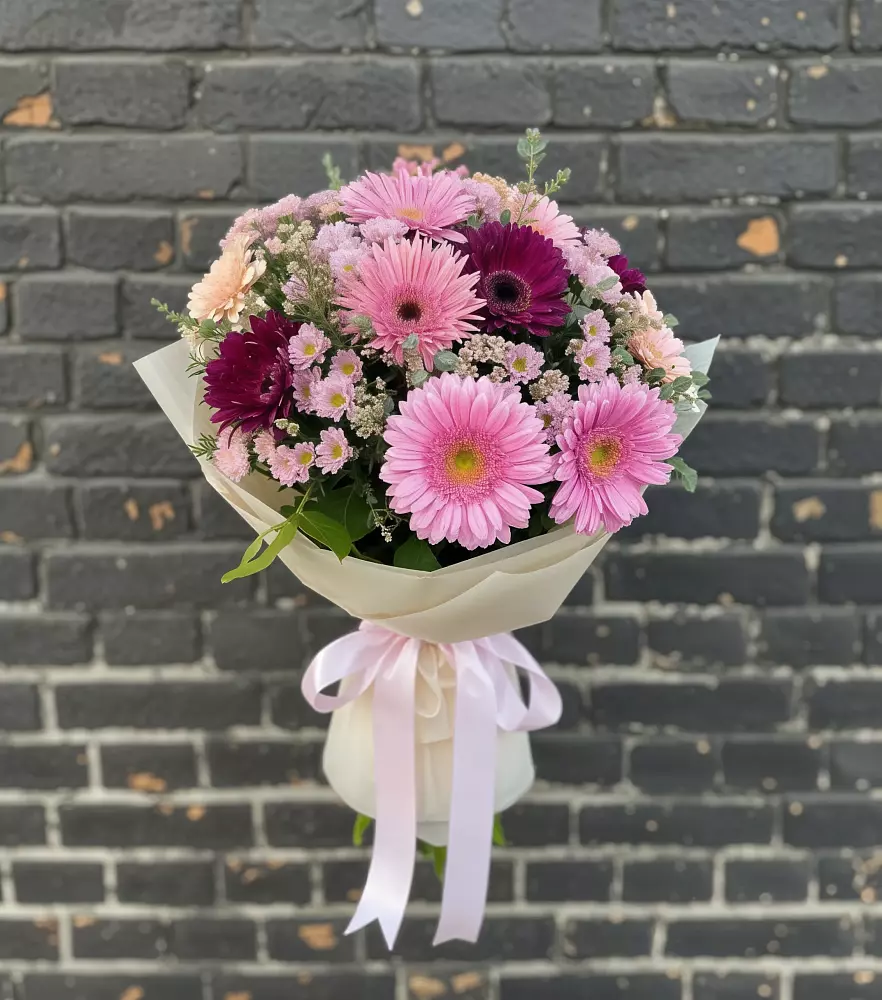 Букет цветов из: Герберы и Хризантемы в Кысыл-Сыре