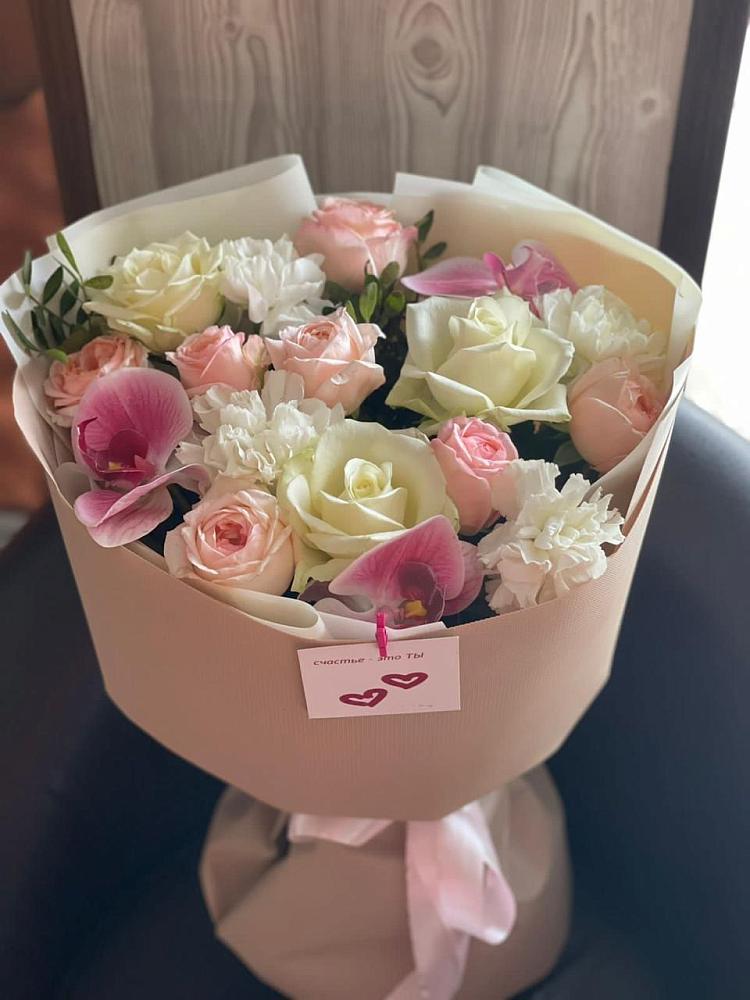 Букет цветов из: Орхидеи, Розы и Гвоздики в Кысыл-Сыре