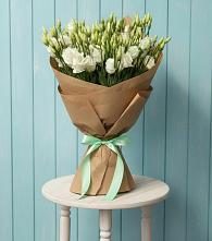 Букет цветов из:  Лизиантусы #REPLACE_PRED# Кысыл-Сыре