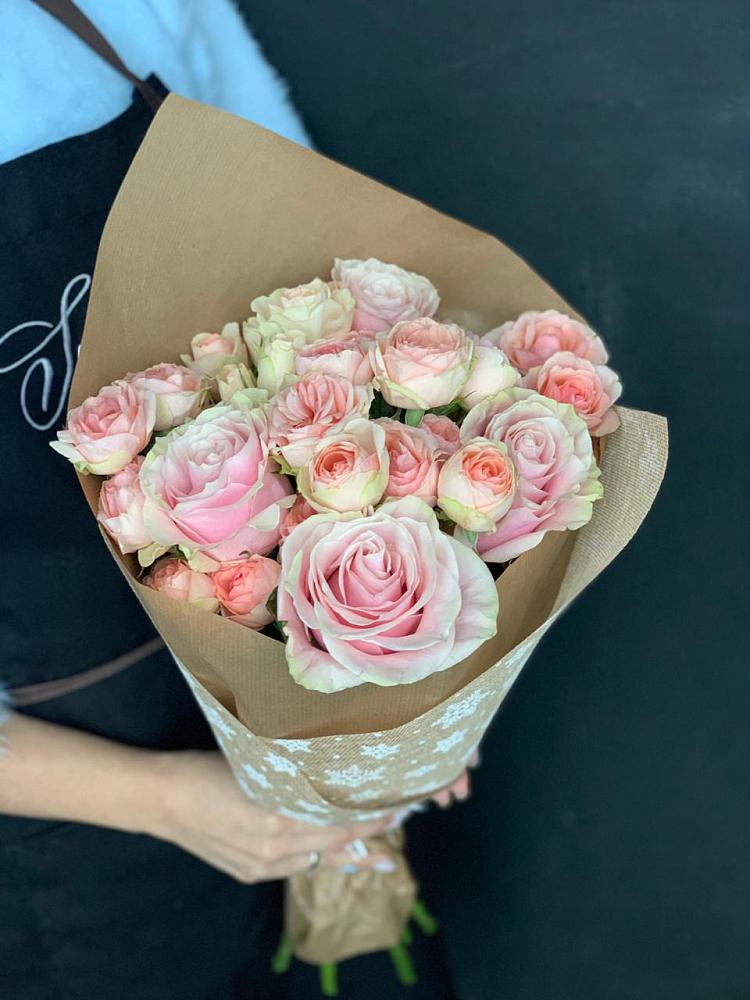 Букет цветов из: Хризантемы и Розы в Кысыл-Сыре