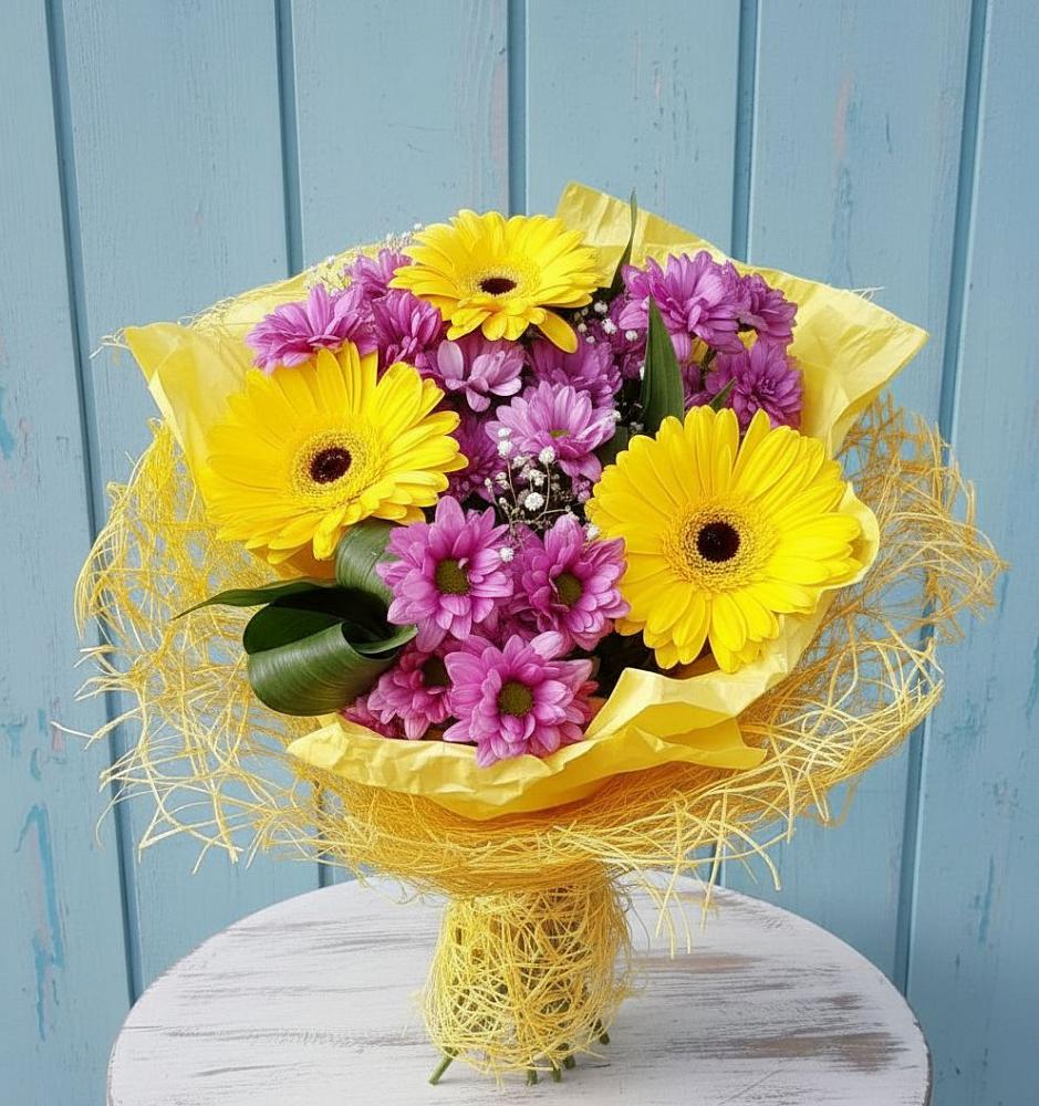 Букет цветов из: Хризантемы и Герберы в Кысыл-Сыре