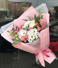 Букет цветов из:  Розы, Лизиантусы и Хризантемы в Кысыл-Сыре