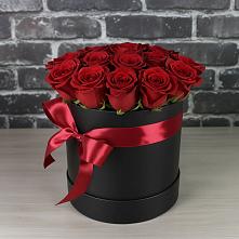 Цветочная композиция из Розы в шляпной коробке #REPLACE_PRED# Кысыл-Сыре