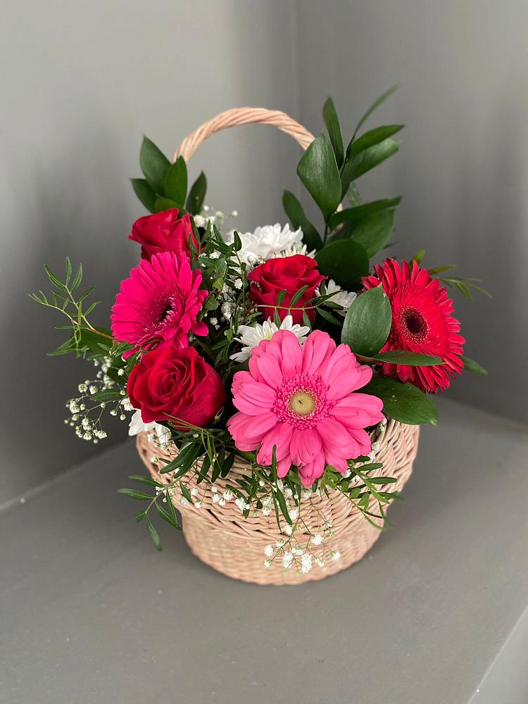 Цветочная композиция из Розы, Хризантемы и Герберы в корзине в Кысыл-Сыре